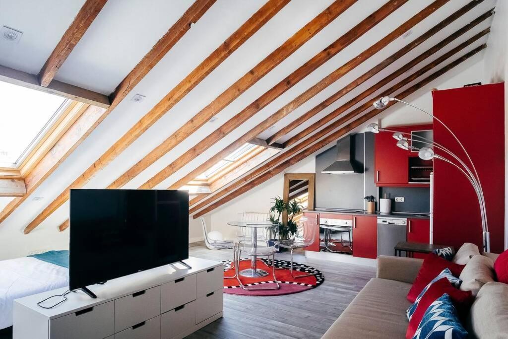 Homeabout Calle Mayor Studio Мадрид Экстерьер фото